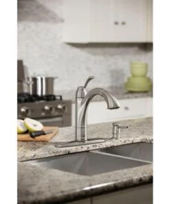 Moen Walden Single-Handle Pull-Out Sprayer Kitchen Faucet With Microban Protection In Spot Resist Stainless Sinks