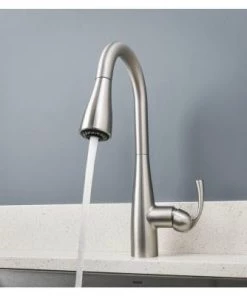 Faucets Moen Essie Single-Handle Pull-Down Sprayer Kitchen Faucet With Soap Dispenser In Spot Resist Stainless