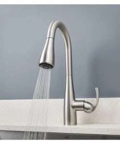 Faucets Moen Essie Single-Handle Pull-Down Sprayer Kitchen Faucet With Soap Dispenser In Spot Resist Stainless